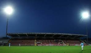 (wegen stadion bei heimspielen von 1860 und dem fcb). Medien Bayern Fans Klauen Ziffern Aus Dem Grunwalder Stadion Von 1860 Munchen