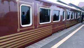 Lugas, langsung, tajam, teknis, selaras dengan staf teknis kereta api. Kereta Api Wisata Tambah Perjalanan Tipe Priority Pada Cuti Bersama Oktober Times Indonesia