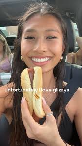 VICKY DUONG (@vickyduongg)