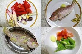 Taruh ikan dalam piring tahan panas, lalu lumuri ikan dengan royco, air jeruk kasturi, saos ikan, kecap asin. Resepi Ummi Ikan Stim Kukus Ala Nyonya Bahan Bahan 1 Facebook