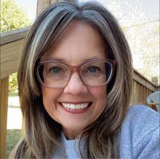 Experiences of Military Parents with Children in the Navy