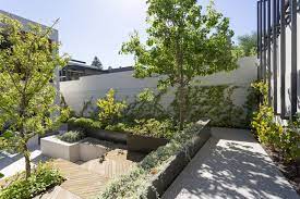 Limited Space Means That Every Aspect Of The Garden Needs To Be Considered To Make It Feel Lush And Invitin Walkway Landscaping Small Garden Garden Inspiration