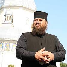 Parintele mihail jar, sau episcopul longhin episcopul longhin este un preot ortodox roman din ucraina. Parintele Mihail Jar Crestinortodox Ro