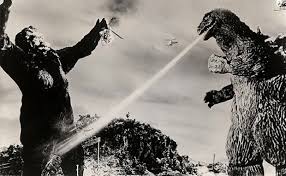 Godzilla (キングコング対ゴジラ, kingu kongu tai gojira) is a 1962 japanese kaiju film directed by ishirō honda, with special effects by eiji tsuburaya. King Kong Vs Godzilla A Monster Movie For The Ages Den Of Geek