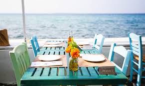 Captain scott is perhaps the most versatile captain around, with a strong knowledge base from backwater fishing for redfish, speckled trout, flounder, white trout, and sheepshead, to near shore fishing for spanish, and king mackerel. 12 Fun Places To Eat In Gulf Shores Cool Restaurants You Ll Love