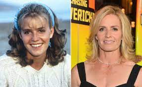 What These 80s Mega Stars Look Like Now Will Shock You Celebrity Stars Celebrity Portraits Elisabeth Shue