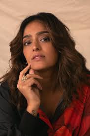 Mandeep Dhillon's Instagram, Twitter & Facebook