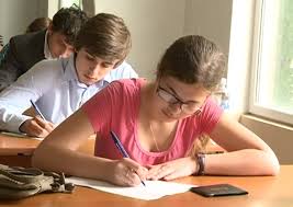 Maybe you would like to learn more about one of these? Colegii Sau Licee Motivul Pentru Care Absolventii Din Colegii Au Rezultate Mai Slabe La Bacalaureat