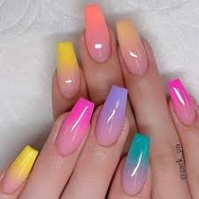 Uñas acrílicas de un solo color. 92 Ideas De Unas De Colores Unas De Colores Manicura De Unas Manicura