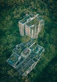 Zuraida memberitahu kawasan di highland towers perlu diberi nafas baharu kerana sebelum ini mengundang rasa kurang senang penduduk setempat kerana masalah sosial yang media sebelum ini melaporkan kpkt merancang bina tugu peringatan di tapak kondominium highland towers. Blok Hantu Highland Tower Diroboh Akhir Tahun Ini Zuraida