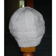 Magic loop knitting patterns are easier than double pointed needles once you get the hang of it. Magic Loop Knitting With Sarah Hatton Justhands On Tv