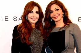 كلمات اغنية اليسا لو اتقابلنا. Ø¨Ø§Ù„ØµÙˆØ±Ø© Ù„Ù† ØªØµØ¯Ù‚ÙˆØ§ Ù†Ø¸Ø±Ø© Ø²ÙˆØ¬ Ù†Ø§Ù†Ø³ÙŠ Ø¹Ø¬Ø±Ù… Ø§Ù„Ù‰ Ø§Ù„ÙŠØ³Ø§ Ù…Ø«ÙŠØ±Ø© Ù„Ù„Ø¬Ø¯Ù„ Ø§Ù„Ù…Ø¯ÙŠÙ†Ø© Ù†ÙŠÙˆØ²
