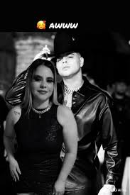 #🥰🥰 Eduin caz no Esperava el besito 🤭❤️