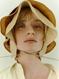 Tsumori Chisato 2021- Spring Summer collection Savannah camp/ dream switch  Now at Tonari