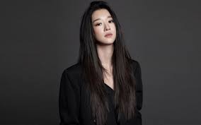 Mengutip allkpop, kamis (9/7/2020) kim soo hyun dan seo ye ji tertangkap kamera tengah syuting di salah satu sudut jalanan kota seoul, korea keduanya tampak asyik ngobrol dan bercanda satu sama lain hingga tertawa lepas. Adegan Mesranya Dengan Kim Soo Hyun Viral Di Media Sosial Ini 8 Fakta Menarik Seo Ye Ji
