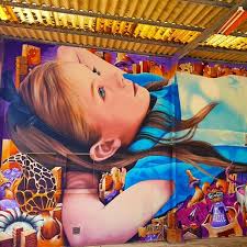 Le Quartier De La Croix Rousse Et Ses Magnifiques Graffitis Un Musee A Ciel Ouvert Tag Str Street Art Cityscape Urban Art