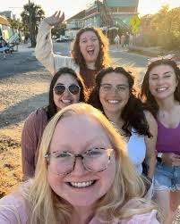 Savannah Simpson's Instagram, Twitter & Facebook