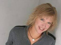 Review: Suzanne Brockman launches a satisfying new series in 'Do or Die'