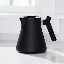 Trends come and go but a classic stands the test of time. The 14 Best Tea Kettles Of 2021