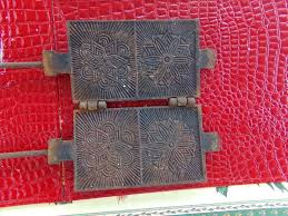 Ancien Gaufrier Gaufrette A Decor Godin Fonte Waffle Iron Art Antiquites Objets Du Xixe Et Avant Ebay Door Handles Cast Iron Decor