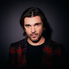 Álbum 'mi sangre' (2004) juanes. Juan Esteban Aristizabal Wise