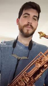 Sonny Rollins casually played this cold blooded line in the middle of a  pretty simple melody before his solo started and it floored me… what a  thrill 😂