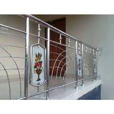 This is an iron balcony railing that is built with durable and robust iron. Ss Balcony Railing With Design Glass Material Grade 202 Rs 950 Feet Id 22425615730