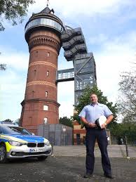 Polizei vor Ort: PHK Manfred Lopez-Foedtke ist das neue Gesicht in Styrum