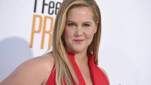 Amy Schumer Schwanger So Lustig Kundigt Sie Baby News An Kurier At