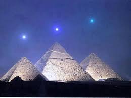 Stars Aligned With The Pyramids At Giza Pyramids Of Giza Pyramids Egypt