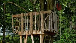 We build the platform no higher than 6' foot. 11 Free Diy Tree House Plans