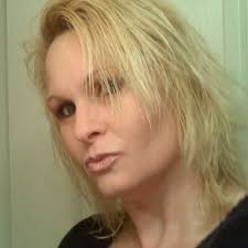 Suzanne Tomlinson (@SuzieQTomlinson)