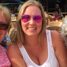 Alyssa Solt (@girlsavingworld)