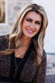 Rachael Whitaker's Instagram, Twitter & Facebook