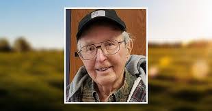 Hallie Carey's Instagram, Twitter & Facebook