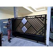 Berikut ini adalah beberapa contoh model teralis pintu rumah sederhana Unik Pintu Dorong Minimalis Pintu Lipat Minimalis Pintu Gerbang Teralis Pengaman Pagar Besi Terlaris Shopee Indonesia