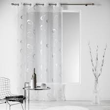 Réduction de 50 % sur le lot de 8 triangles antidérapants noirs pour pose sous tapis. Voilage A Oeillets Blanc Courbe Argent Voilage Rideau Et Voilage Linge De Maison Gifi Voilage Rideaux Voilages Rideaux