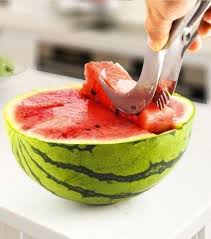Achetez Le Decoupe Pasteque Sur Lavantgardiste Et Ne Passez Plus Des Heures A Essayer De Deguster Une Pasteque Coupe Pasteque Cuisine Pasteque