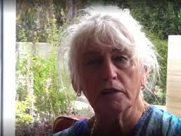 Ruth Rose, la trans inglese che si è fatta operare a 81 anni