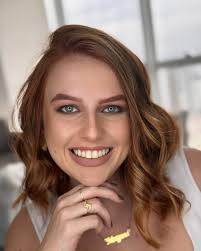 Roberta Gill 𝙷𝚊𝚒𝚛 & 𝙱𝚎𝚊𝚞𝚝𝚢 (@robertagillhair) • Instagram photos  and videos