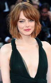 Epingle Par Janka Farkas Sur Coiffure Cheveux Visage Rond Idees De Coiffures Coupe De Cheveux