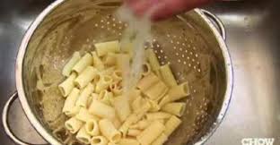 5 Erreurs A Ne Pas Faire En Egouttant Les Pates Alimentaires How To Cook Pasta Cooking Drying Pasta