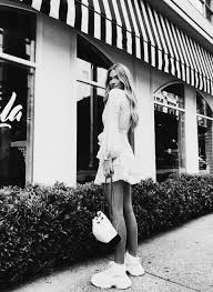 Aesthetic Black And White Vsco Pictures Pin By Madison Camburn On Black And White With Images Black And White Aesthetic Black And White Photography Black N White