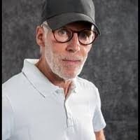 Jorge Jacobs's Instagram, Twitter & Facebook