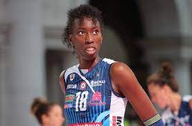 Tecrübeli teknik adam, transfer sorusu üzerine, ghezzal'ı reddetmedim. Egonu Ozelliklerimden Dolayi Cok Aci Cektim Voleybolunsesi