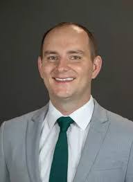 Andrew Peto's Instagram, Twitter & Facebook