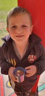 Baie geluk Mnr Hennie Smit met jou verjaarsdag vandag.