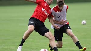 Nach dem ende des zweiten weltkrieges erfolgte am 20. Ort Fur Das Testspiel Gegen Jahn Regensburg Verlegt Wiesbaden Lebt