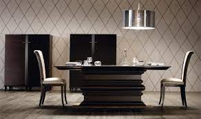 Bassett furniture's designers have an uncanny eye for the most popular and fashionable trends in home furniture. 10 Dining Tables From Top Luxury Furniture Brands