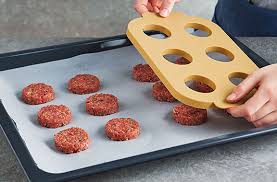 Kostproben und rezeptblätter verführen zum nachkochen! Backset Mini Hamburger 2 Backformen Schablone Betty Bossi